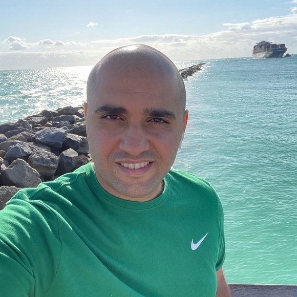 Meet your Posher, Moe - Picture 1 of 1